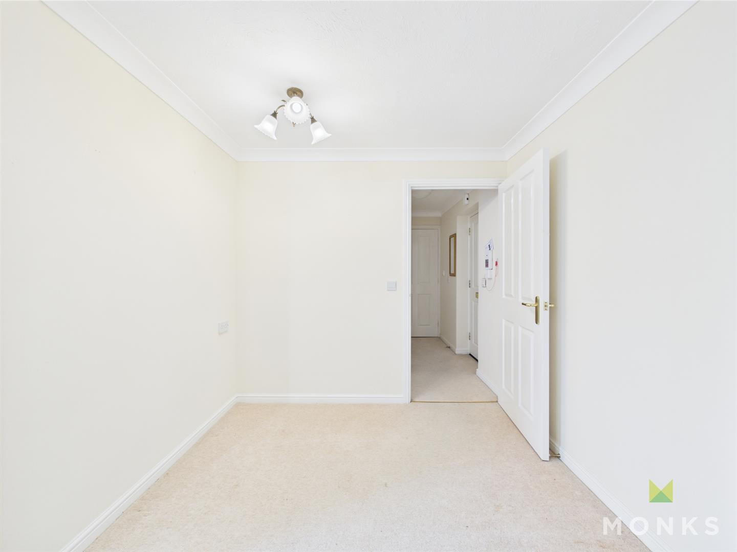 30 Abraham Court Lutton Close, Oswestry, SY11 2TH SSTC